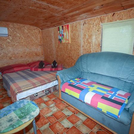 Karavan Štúrovo 外观 照片