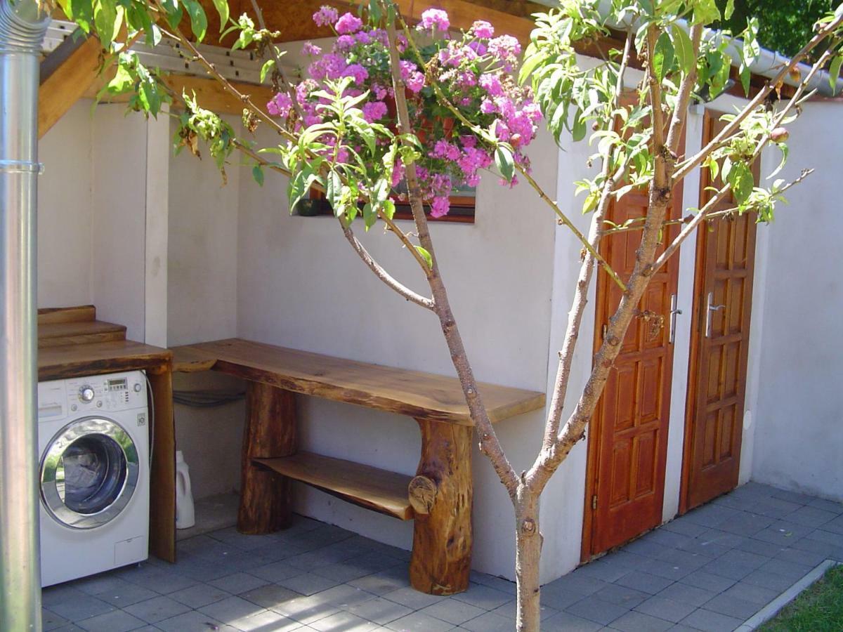 Karavan Štúrovo 外观 照片